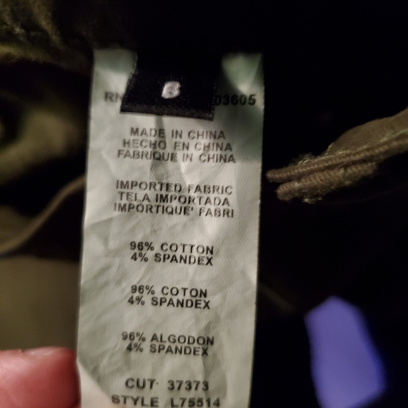 Karen Kane Green Capri Cropped Pants Ankle Zip Size 6 NWOT - Picture 11 of 13